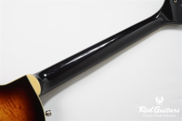 G5655T-QM ELECTROMATIC CENTER BLOCK JR. SINGLE-CUT QUILTED MAPLE WITH BIGSBY - Sweet tea